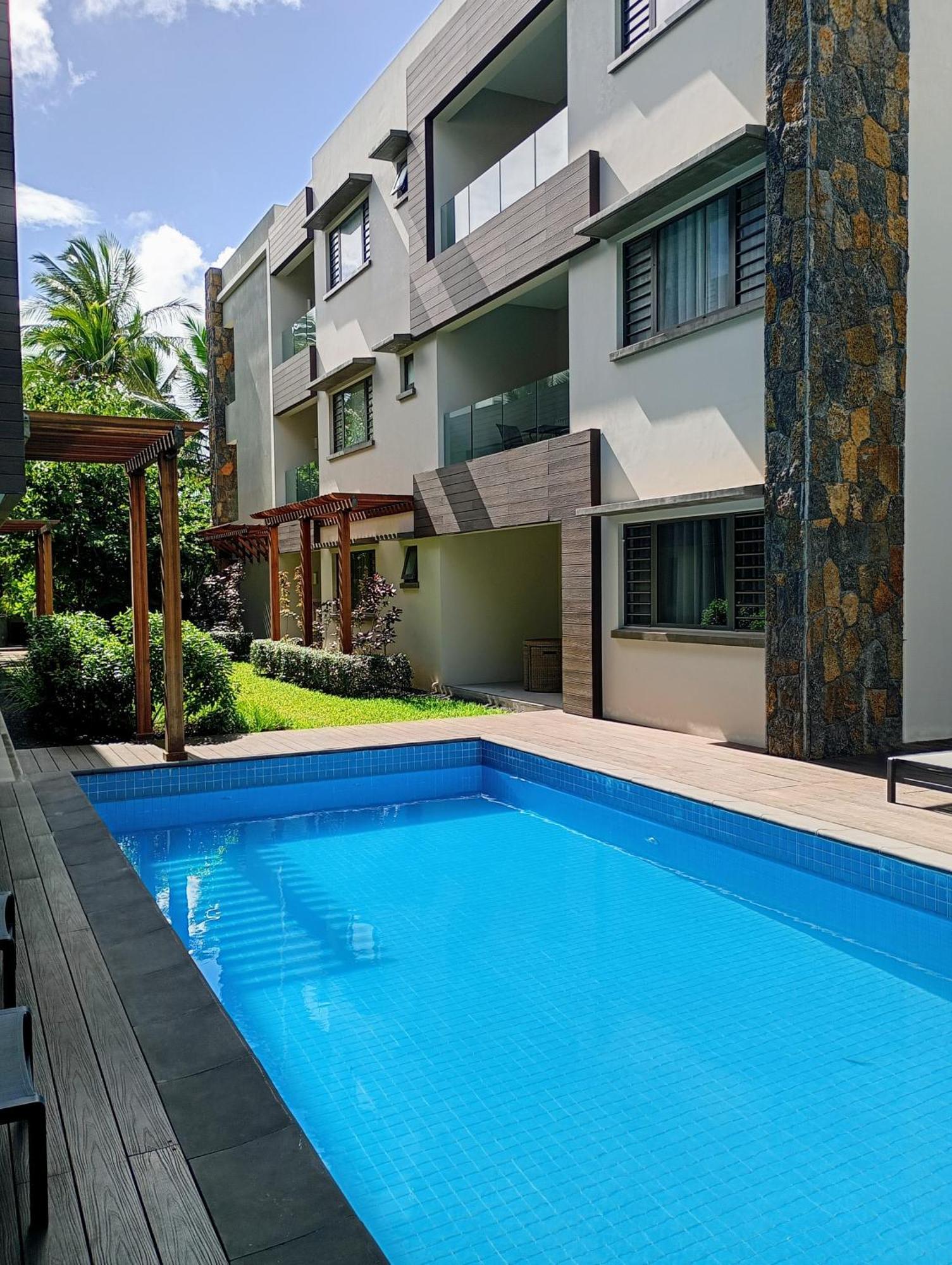 Appt Neuf De 2Ch Ds Residence Avec Piscine, Route Cotiere Grand Baie Exterior photo
